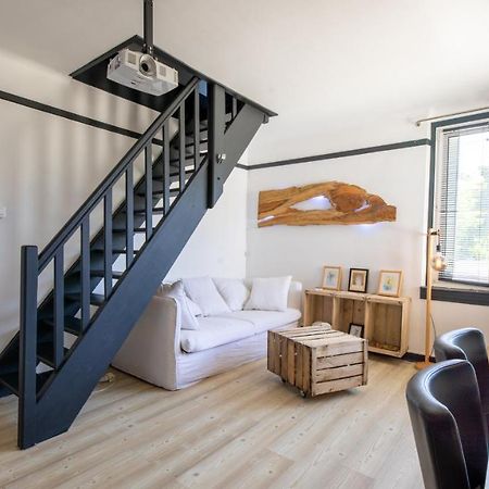Mamie Jane Suite Deluxe Face Au Lac Tresserve Buitenkant foto
